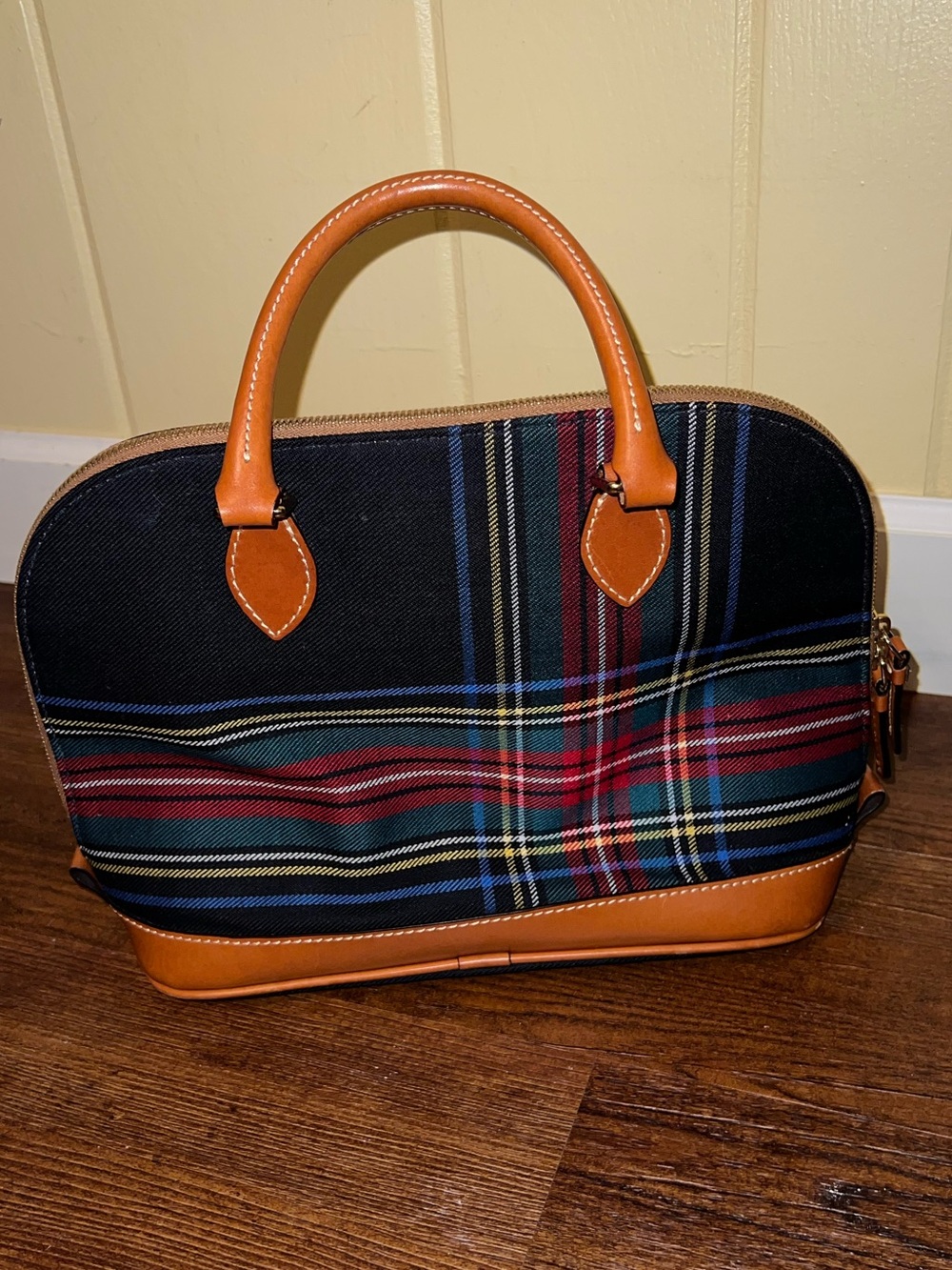 Dooney & Bourke Navy Quiet Luxury Plaid Red Tartan Leather Trim Zip Up Satchel - Picture 5 of 15